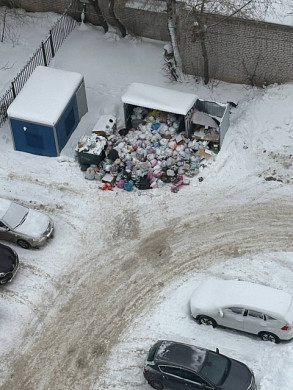 «Мусор везде». Ивановцы жалуются, что отходы перестали вывозить